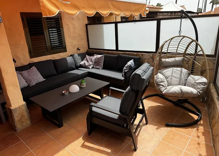 Bungalow Near Yumbo